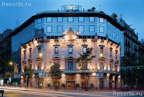 Claris Hotel 